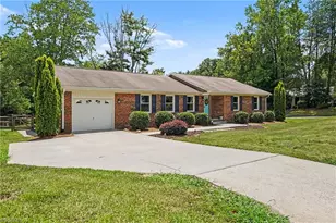 2800 New Garden Rd E, Greensboro, NC 27455 - Photo 3