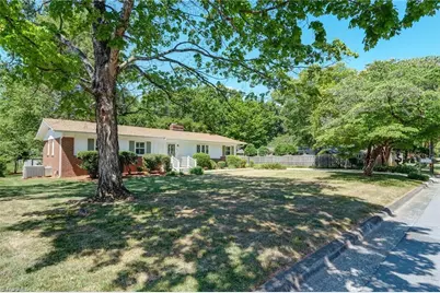 4921 Starmount Drive, Greensboro, NC 27410 - Photo 7
