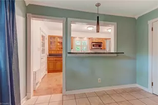 4921 Starmount Dr, Greensboro, NC 27410 - Photo 17