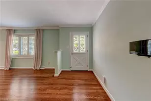 4921 Starmount Dr, Greensboro, NC 27410 - Photo 9