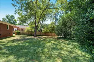 4921 Starmount Dr, Greensboro, NC 27410 - Photo 33