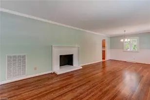 4921 Starmount Dr, Greensboro, NC 27410 - Photo 11