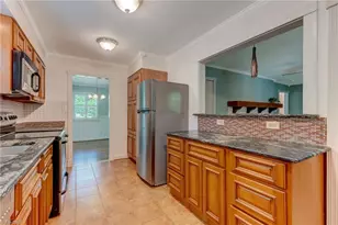 4921 Starmount Dr, Greensboro, NC 27410 - Photo 19