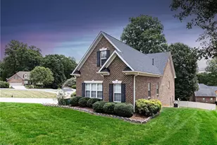 4730 Michaels Trl, Winston-Salem, NC 27101 - Photo 3