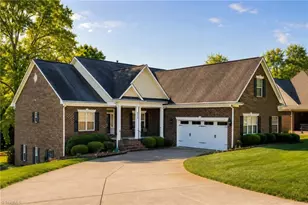 4730 Michaels Trl, Winston-Salem, NC 27101 - Photo 3
