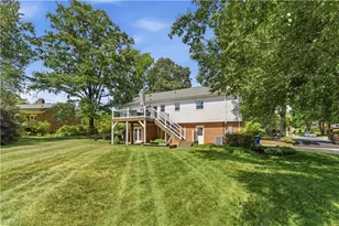 1220 Abingdon Way, Winston-Salem, NC 27106 - Photo 39