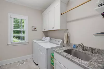 3108 Sandy Springs Road, Greensboro, NC 27455 - Photo 27