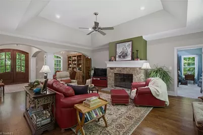 3108 Sandy Springs Road, Greensboro, NC 27455 - Photo 9
