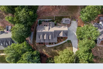 697 Graceland Drive, Asheboro, NC 27205 - Photo 3