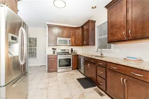 2001 Treyburn Ln, High Point, NC 27265 - Photo 11