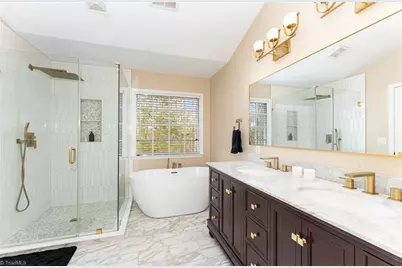 2001 Treyburn Lane, High Point, NC 27265 - Photo 17