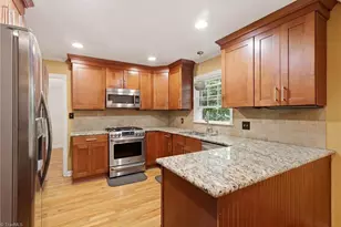 1056 Cantering Rd, High Point, NC 27262 - Photo 9