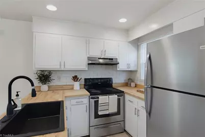 2627 Wyman Road, Winston-Salem, NC 27106 - Photo 11