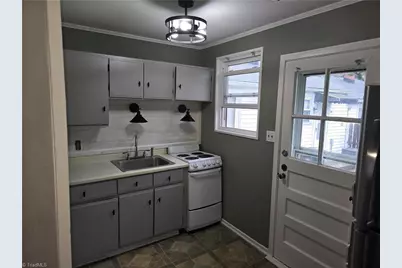568 Overlook Street, Greensboro, NC 27403 - Photo 33