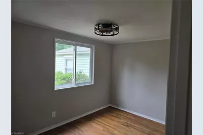 568 Overlook Street, Greensboro, NC 27403 - Photo 9