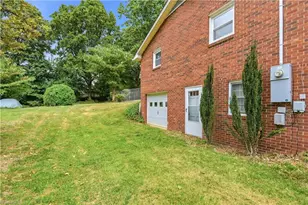 717 Corjon St, Kernersville, NC 27284 - Photo 39