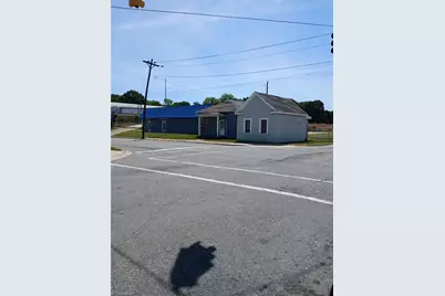 103 E Harrison Street, Reidsville, NC 27320 - Photo 1