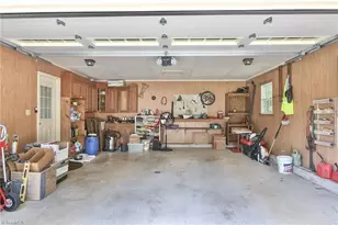 135 Holly Hill Dr, Elkin, NC 28621 - Photo 39