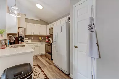 6700 W Friendly Avenue #2J, Greensboro, NC 27410 - Photo 7