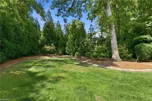 3 Bryan Ct, Greensboro, NC 27408 - Photo 29