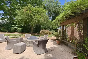 3 Bryan Ct, Greensboro, NC 27408 - Photo 31