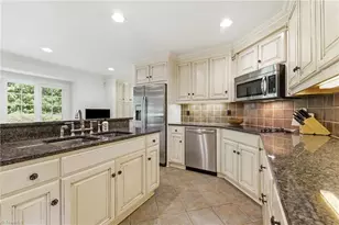 3 Bryan Ct, Greensboro, NC 27408 - Photo 11