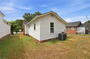 1020 Rainey St, Burlington, NC 27217 - Photo 19