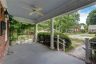 2606 Beechwood St, Greensboro, NC 27403 - Photo 5