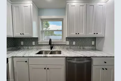 700 W Holt Street, Mebane, NC 27302 - Photo 7
