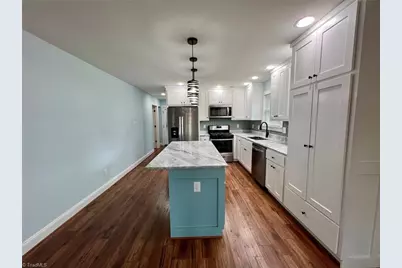 700 W Holt Street, Mebane, NC 27302 - Photo 5