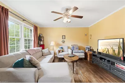 521 Osborne Road, Winston-Salem, NC 27103 - Photo 7