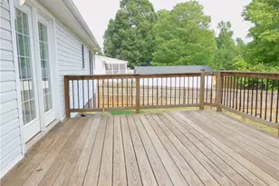 2804 Mitchell Wood Dr, Browns Summit, NC 27214 - Photo 23