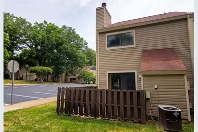 217 Village Lane #H, Greensboro, NC 27409 - Photo 3