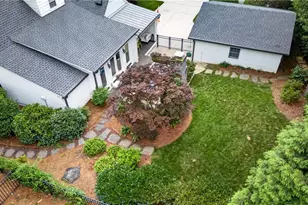 1401 Briarcliff Rd, Greensboro, NC 27408 - Photo 43