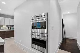 1401 Briarcliff Rd, Greensboro, NC 27408 - Photo 15