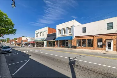 637 Washington Street, Eden, NC 27288 - Photo 1