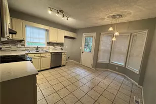 105 Conifer Ct, King, NC 27021 - Photo 9