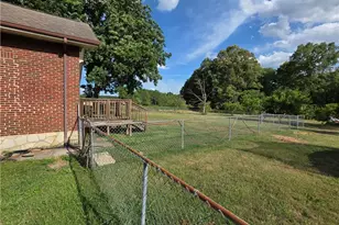 6045 Bringle Ferry Rd, Salisbury, NC 28146 - Photo 5