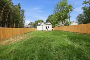 2125 Hollyrood St, Winston-Salem, NC 27106 - Photo 43