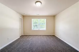 3423 Anita Glen Dr, Greensboro, NC 27405 - Photo 9