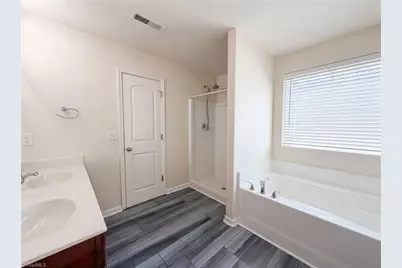 3423 Anita Glen Drive, Greensboro, NC 27405 - Photo 17