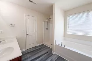3423 Anita Glen Dr, Greensboro, NC 27405 - Photo 17