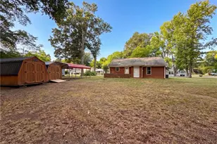 304 Field St, Graham, NC 27253 - Photo 5