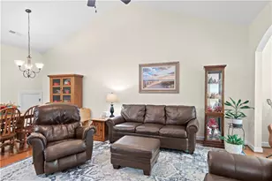 1665 Preston Woods Dr, Winston-Salem, NC 27127 - Photo 9