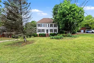 7060 Bridgewood Rd, Clemmons, NC 27012 - Photo 3