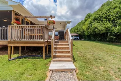 211 Parsons Road, North Wilkesboro, NC 28659 - Photo 11