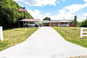211 Parsons Rd, North Wilkesboro, NC 28659 - Photo 3