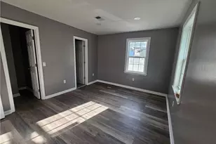 1405 Douglas St, Winston-Salem, NC 27105 - Photo 5