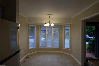 103 Briar Ridge Circle, Winston-Salem, NC 27104 - Photo 3