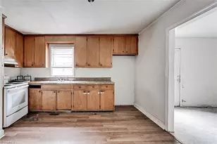 307 Winston St, Greensboro, NC 27401 - Photo 11